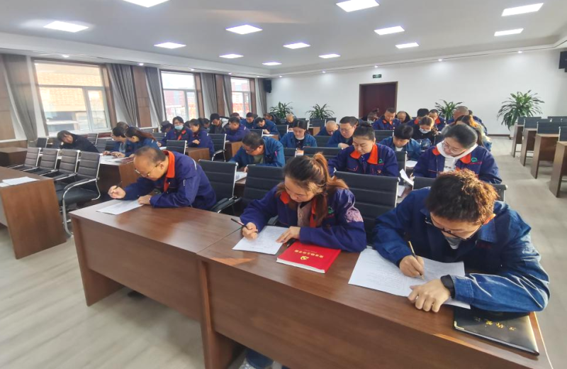 大力弘扬宪法心灵 推动全面深入鼎新&mdash;&mdash;配送公司党委组织发展宪法知识答题主题党日活动