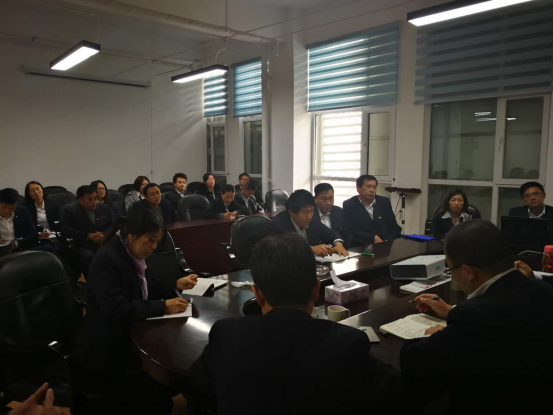 省三建公司党委组织十九大专题进建会商