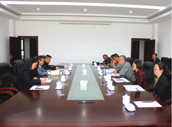 省国资委第四监事会主席马玉成一行光临青海曹家堡保税物流中心（B型）调研