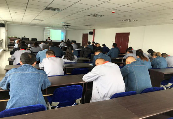 QMH官网工投公司机关党支部召开2021年度第八次进建（扩大）会议