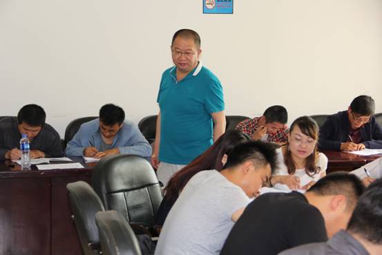 省第三构筑工程公司 加强职工培训 提升根基能力