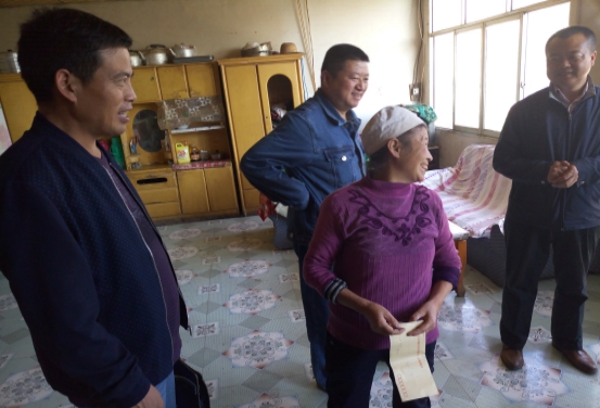 工投党委扎实发展&ldquo;两学一做&rdquo;助力精准扶贫