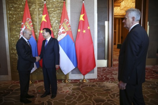 6d41f91ed725e43068c5a0525701c71e