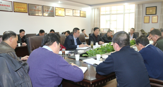 集团党委中心组第二次进建扩大会议召开