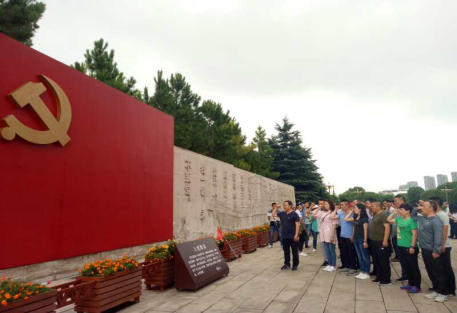 进建&ldquo;红船心灵&rdquo; 争做&ldquo;四讲四有&rdquo;党员