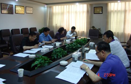 8f68ec7ee6f1bbcbbf6ad4a9d0d553a9