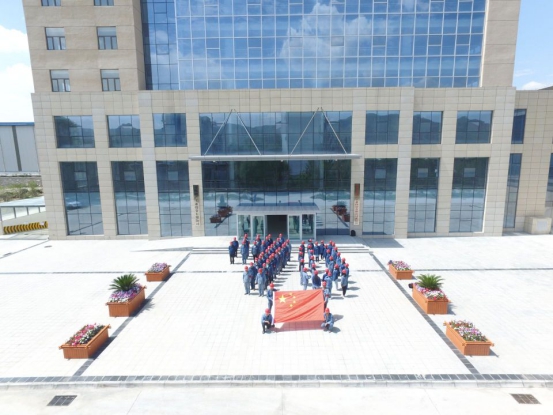 &ldquo;我与祖国共奋进――国旗下的演讲&rdquo;出格主题团日活动