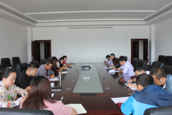 临空开投支部召开进建宣传 《中华人民共和国监察法》部署推动会